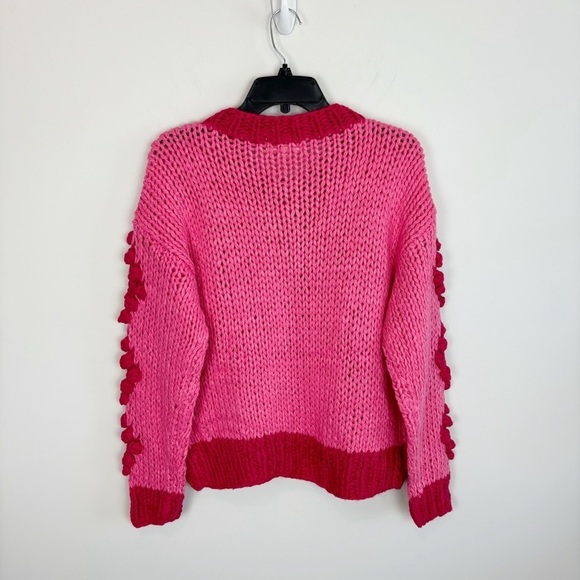 Flower Detail Tufted Dot Hand Crochet Knit Cardigan in Rose - Picture 4 of 5